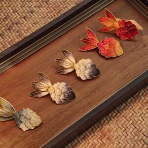 Handcrafted Silk Filigree Goldfish Brooch - Traditional Oriental Art